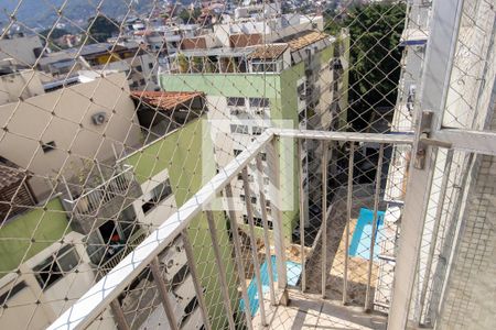 Apartamento à venda com 77m², 2 quartos e 2 vagasVaranda