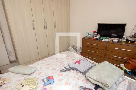 Apartamento à venda com 77m², 2 quartos e 2 vagasQuarto 2