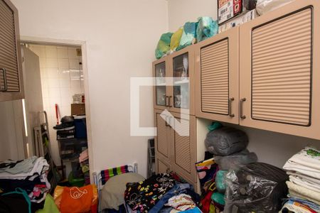 Apartamento à venda com 77m², 2 quartos e 2 vagasQuarto de Serviço