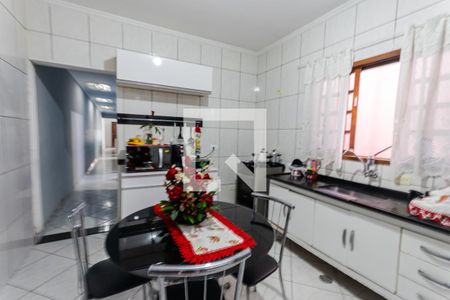 Casa à venda com 250m², 3 quartos e 4 vagasCozinha