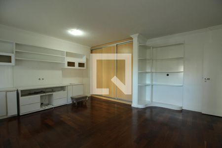 Apartamento para alugar com 189m², 3 quartos e 3 vagasSuite 1