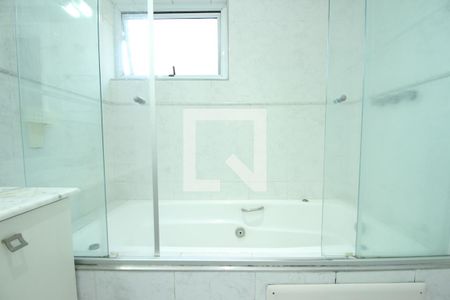 Apartamento para alugar com 189m², 3 quartos e 3 vagasBanheiro da Suíte 3