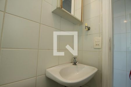 Apartamento para alugar com 189m², 3 quartos e 3 vagasBanheiro de serviço