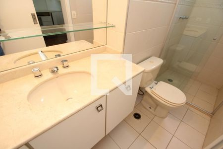 Apartamento para alugar com 189m², 3 quartos e 3 vagasBanheiro da Suíte 1