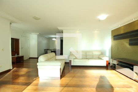 Apartamento para alugar com 189m², 3 quartos e 3 vagasSala