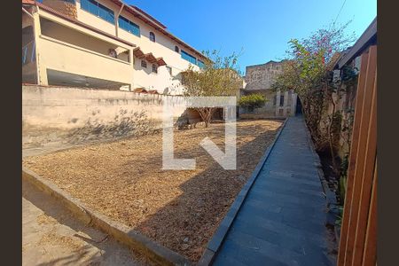 Casa à venda com 95m², 2 quartos e 6 vagasÁrea externa 