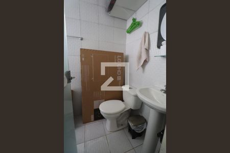 Casa à venda com 140m², 3 quartos e 3 vagasBanheiro da Área de Serviço