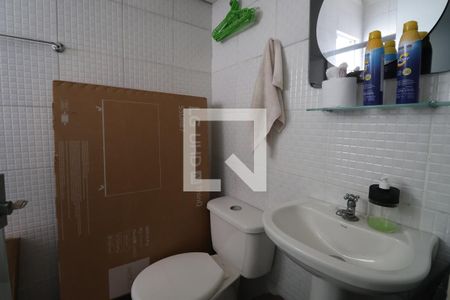 Casa à venda com 140m², 3 quartos e 3 vagasBanheiro da Área de Serviço