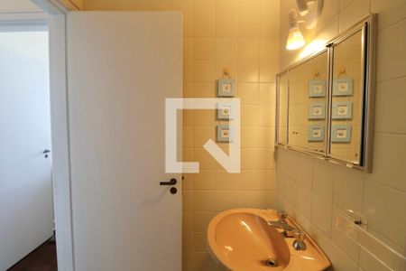 Apartamento para alugar com 130m², 4 quartos e sem vagaBanheiro Social 2