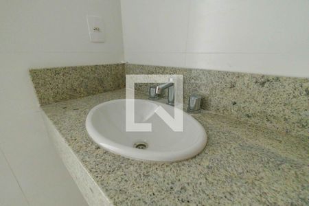Apartamento à venda com 106m², 3 quartos e 2 vagasBanheiro Social