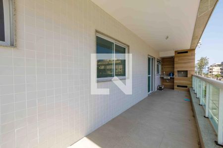 Apartamento à venda com 106m², 3 quartos e 2 vagasVaranda