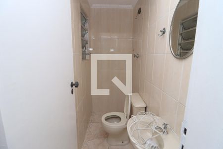 Casa à venda com 180m², 3 quartos e 2 vagasBanheiro de serviço