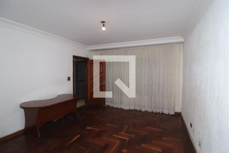 Sala de TV de casa à venda com 3 quartos, 180m² em Cidade Mãe do Céu, São Paulo