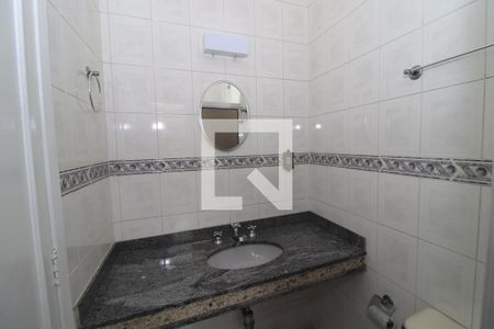 Casa à venda com 180m², 3 quartos e 2 vagasBanheiro da Suíte 3