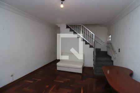 Sala de TV de casa à venda com 3 quartos, 180m² em Cidade Mãe do Céu, São Paulo