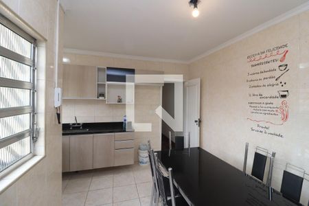 Casa à venda com 180m², 3 quartos e 2 vagasCozinha