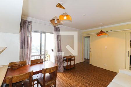 Sala de apartamento à venda com 3 quartos, 70m² em Santo Amaro, São Paulo