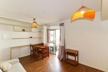 Sala de apartamento à venda com 3 quartos, 70m² em Santo Amaro, São Paulo