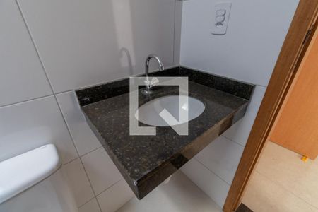 Casa à venda com 179m², 3 quartos e 2 vagasBanheiro Suíte 3
