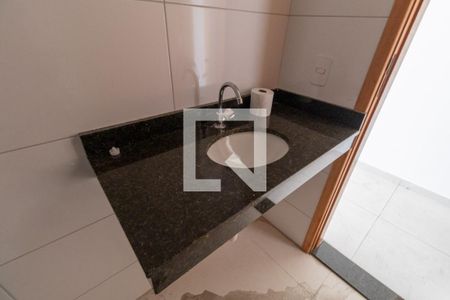Casa à venda com 179m², 3 quartos e 2 vagasLavabo