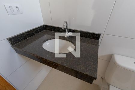 Casa à venda com 179m², 3 quartos e 2 vagasBanheiro Suíte 1