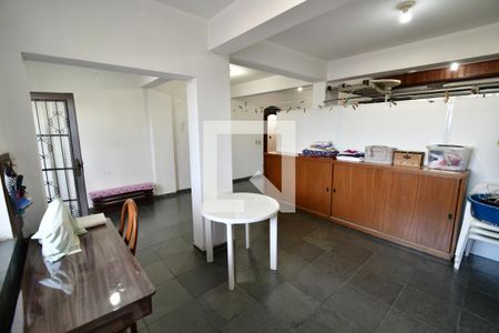 Casa à venda com 400m², 4 quartos e 4 vagasÁrea de Serviço