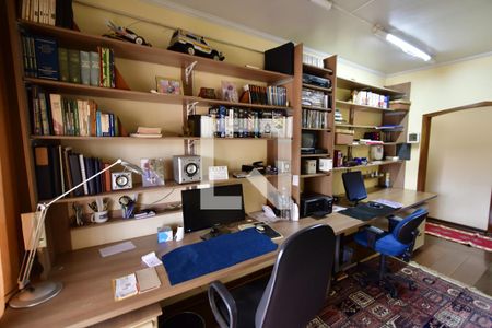 Casa à venda com 400m², 4 quartos e 4 vagasSala / Escritório