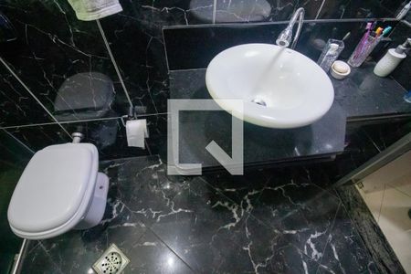 Apartamento à venda com 91m², 3 quartos e 1 vaga Apartamento à venda com 91m², 3 quartos e 1 vagaBanheiro Social