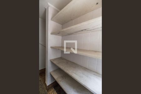 Casa de condomínio para alugar com 200m², 3 quartos e 4 vagasDespensa