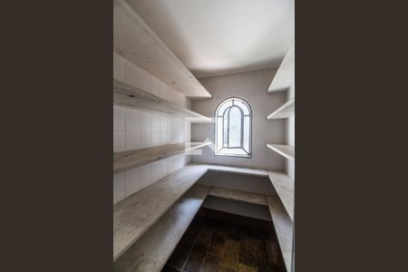 Casa de condomínio para alugar com 200m², 3 quartos e 4 vagasDespensa