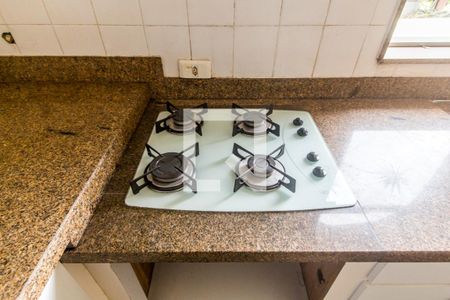 Casa de condomínio para alugar com 200m², 3 quartos e 4 vagasDetalhe da cozinha