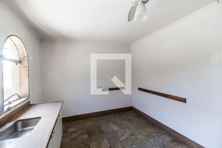 Casa de condomínio para alugar com 200m², 3 quartos e 4 vagasCozinha