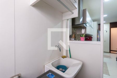 Apartamento à venda com 98m², 2 quartos e 1 vagaÁrea de Serviço