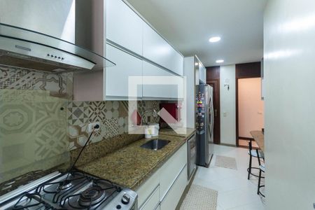 Apartamento à venda com 98m², 2 quartos e 1 vagaCozinha