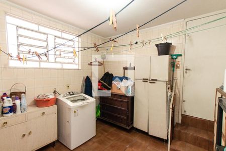 Casa à venda com 350m², 3 quartos e 2 vagasÁrea de Serviço