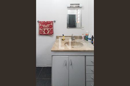 Casa à venda com 350m², 3 quartos e 2 vagasBanheiro