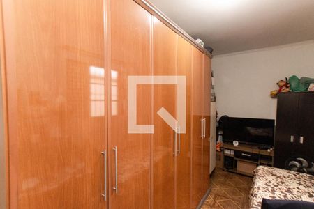 Casa à venda com 350m², 3 quartos e 2 vagasQuarto 2  