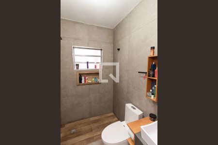 Casa à venda com 350m², 3 quartos e 2 vagasCasa 2 - Banheiro  