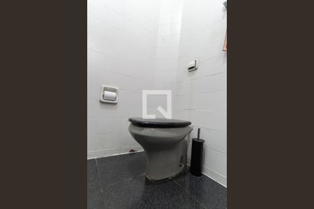 Casa à venda com 350m², 3 quartos e 2 vagasBanheiro