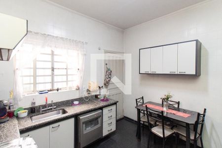 Casa à venda com 350m², 3 quartos e 2 vagasCozinha