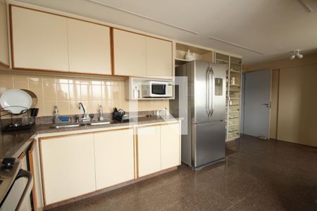 Apartamento para alugar com 380m², 1 quarto e 4 vagasCozinha