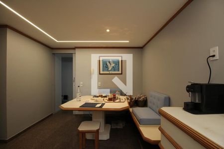 Apartamento para alugar com 380m², 1 quarto e 4 vagassala 5