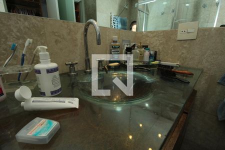 Apartamento para alugar com 380m², 1 quarto e 4 vagasBanheiro Quarto 1