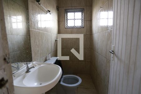 Casa à venda com 118m², 4 quartos e 2 vagasBanheiro