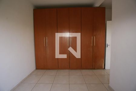 Casa à venda com 118m², 4 quartos e 2 vagasQuarto 2