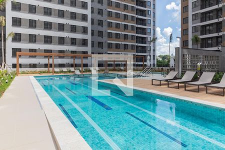 Apartamento à venda com 33m², 2 quartos e sem vaga Apartamento à venda com 33m², 2 quartos e sem vagaÁrea comum - Piscina