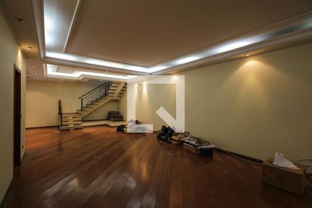 Sala de casa à venda com 4 quartos, 349m² em Parque São Jorge, São Paulo