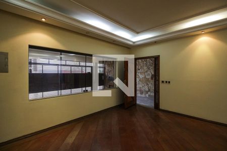 Sala de casa à venda com 4 quartos, 349m² em Parque São Jorge, São Paulo