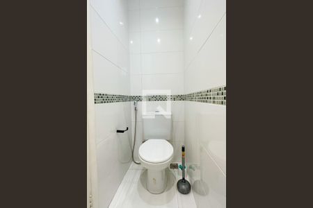 Apartamento à venda com 190m², 3 quartos e 1 vagaBanheiro Social