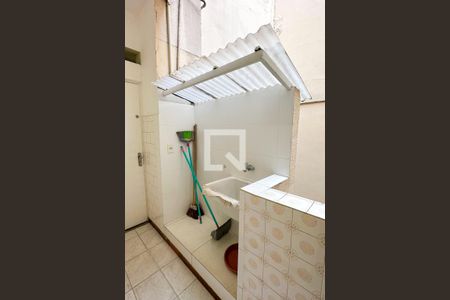 Apartamento à venda com 190m², 3 quartos e 1 vagaÁrea de Serviço